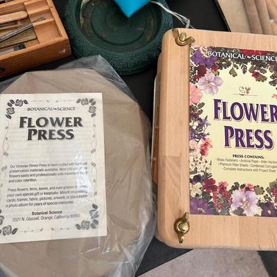 Mixed Artist Crafters Supply Lot