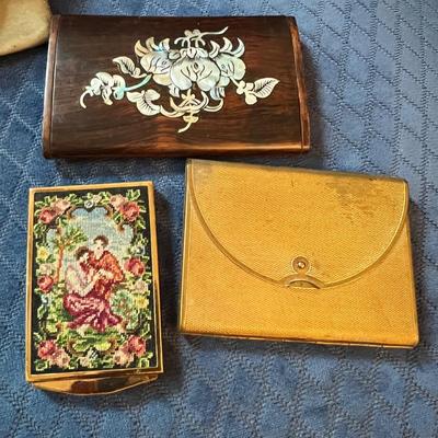 Big Lot Women's Vintage Accessories + Vanity Items