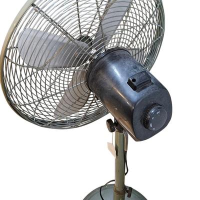 Holmes Platinum Fan