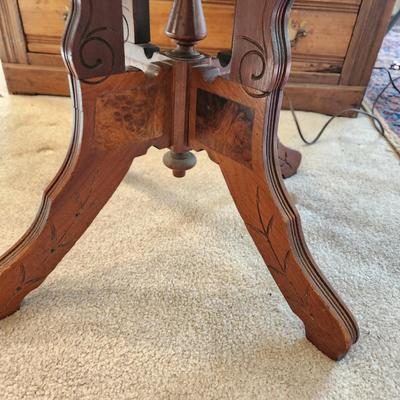 Marble Top Table 22x17x22