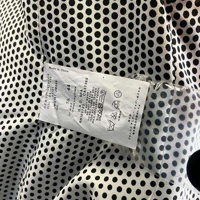 445 GIORGIO ARMANI Le Collezioni 2pc. Black 2pc Suit