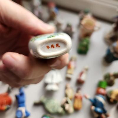 Collectibles lot of Small Figurines Occupied Japan, German Barometer