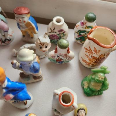 Collectibles lot of Small Figurines Occupied Japan, German Barometer