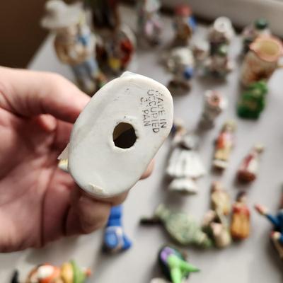 Collectibles lot of Small Figurines Occupied Japan, German Barometer