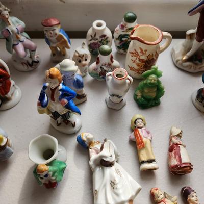 Collectibles lot of Small Figurines Occupied Japan, German Barometer