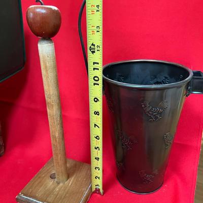 Vintage Contemporary Mixed Kitchen Decor Lot