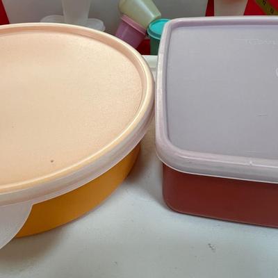 Vintage Retro Tupperware Lot