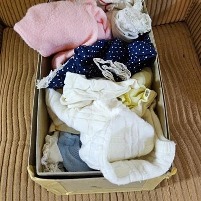 Large assortment of Vintage baby cloths - Baby blanket