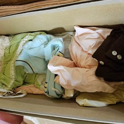 Large assortment of Vintage baby cloths - Baby blanket