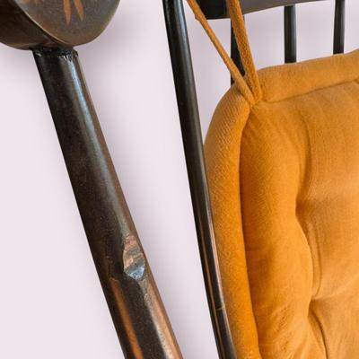 Nicholas & Stone Wooden Rocking Chair (DR-DZ)