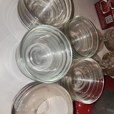 Small bowl set.
