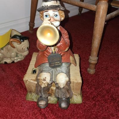 Music in motion clown