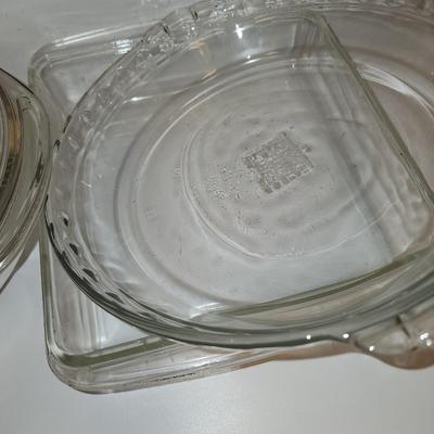Cooking set.