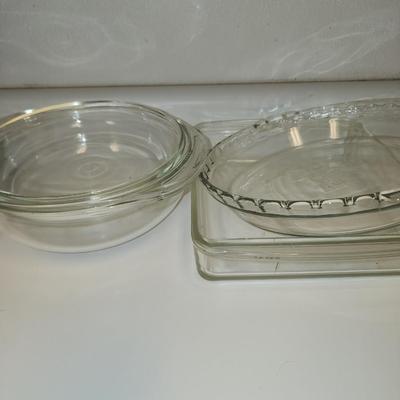 Cooking set.
