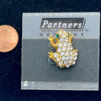 Bejeweled Gold-tone Frog Brooch Pin