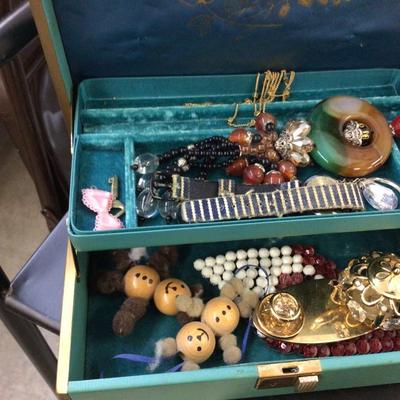 Vintage Jewelry and Paper Lot