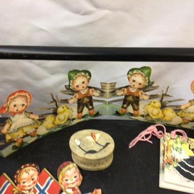 Vintage Jewelry and Paper Lot