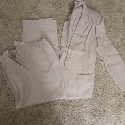 Women's vintage dresses, suits and Diane Von Furstenberg Jumpsuit Romper