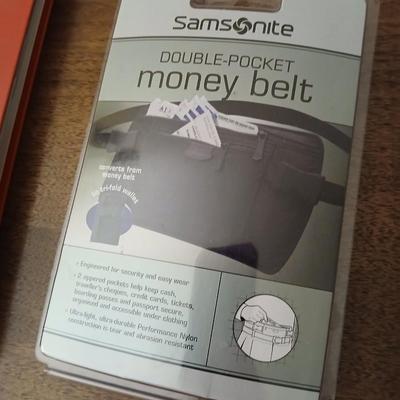 2013 US Coin digest book - Pope John Paul II coin and a Samsonite double pocket money belt