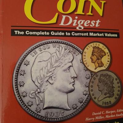 2013 US Coin digest book - Pope John Paul II coin and a Samsonite double pocket money belt