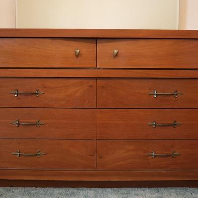Vintage Bassett Solid Dresser with Original Mirror