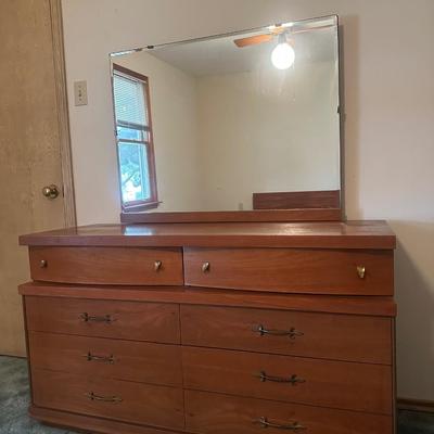 Vintage Bassett Solid Dresser with Original Mirror