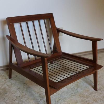 Vintage Mid Century Modern Lounge Chair with Cushions