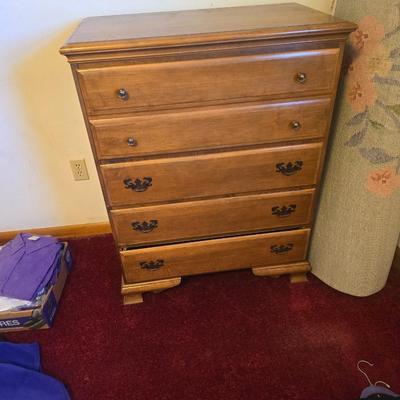 Chest of drawers