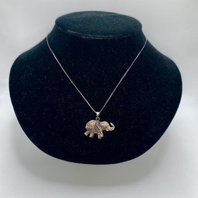 Costume Jewelry Elephant Pendant W/18” Chain