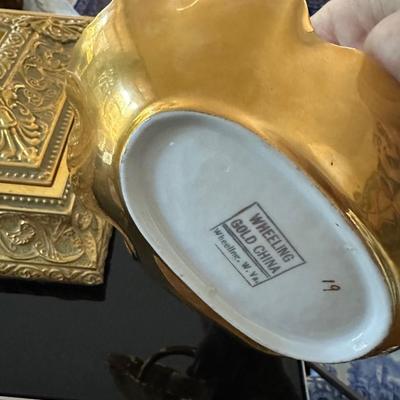 GOLD DÉCOR LOT