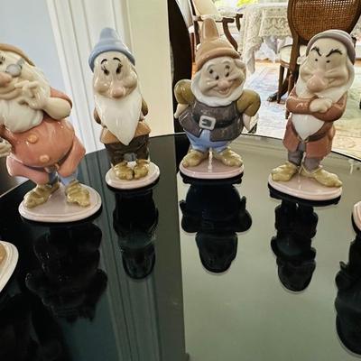 LLADRO DISNEY 6 OF 7 DWARFS