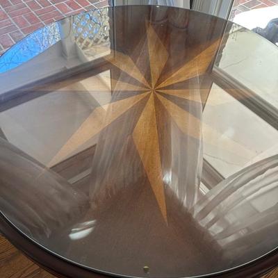 INLAID ROUND ACCENT TABLE