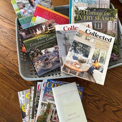 DECORATING BOOKS MAGAZINES