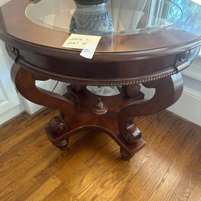 GLASS TOP ROUND ACCENT TABLE