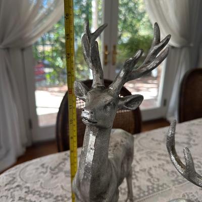 SILVER DEER PAIR