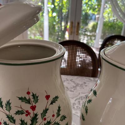 LENOX HOLIDAY BEVERAGE DISPENSER PAIR