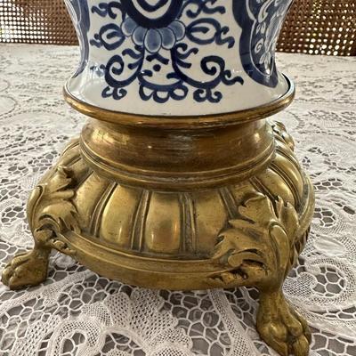 DELFT PORCELAIN MANTLE CLOCK