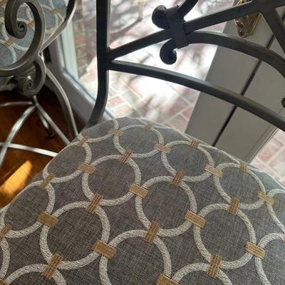 MODERN BAR STOOL PAIR