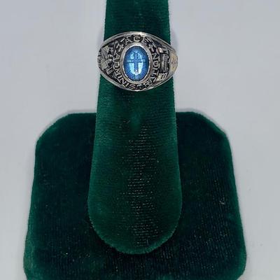 1981 Ladies ACE Administration Class Ring - Blue Starburst