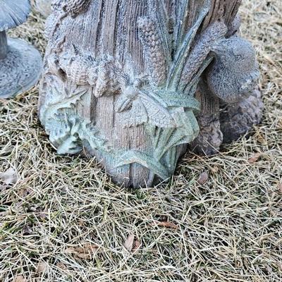 Cement decorative Bird bath pedestal with small garden statues