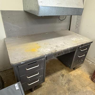 Metal Work Desk with Durock Cement Board Top for Smelting, Extra Durock Pieces