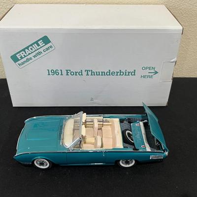 Danbury Mint 1961 Ford Thunderbird Convertible