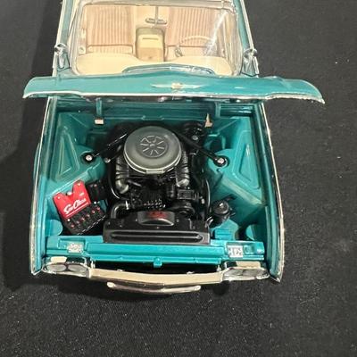 Danbury Mint 1961 Ford Thunderbird Convertible