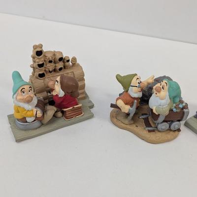 Disney Classics Snow White & The Seven Dwarfs Figurines