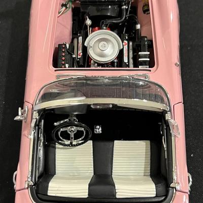 Danbury Mint LE 1957 Ford Thunderbird Convertible