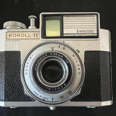 Vintage Koroll II Bencini Analog Camera