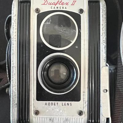4 Vintage Kodak Duraflex Cameras