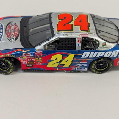 #24 Jeff Gordon DuPont Winston Cup Series Car #9