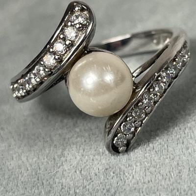 Sterling silver and Pearl Ring 9