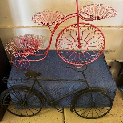 3 Bike Yard Decorations